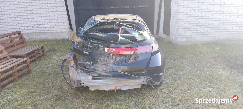 HONDA Civic VIII Uszkodzona Honda Siekierki