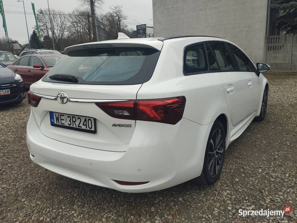 TOYOTA AVENSIS SALON POLKSA 2018 ASR (kontrola trakcji) mazowieckie Warszawa