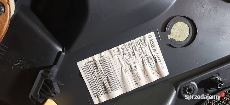 Boczek tapicerka drzwi Ford Focus MK3 HB Prawy Drzwi Włoszczowa