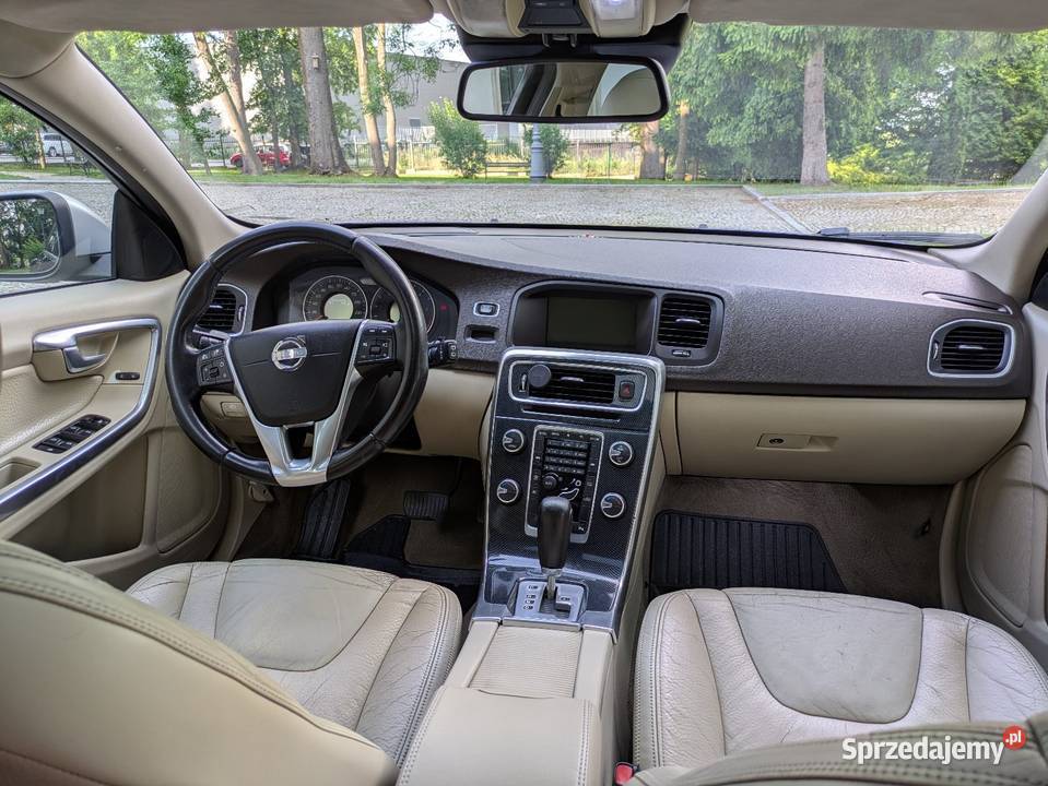 Volvo V60 2011r 20 D3 163 5cylindrów automatyczna Jasło