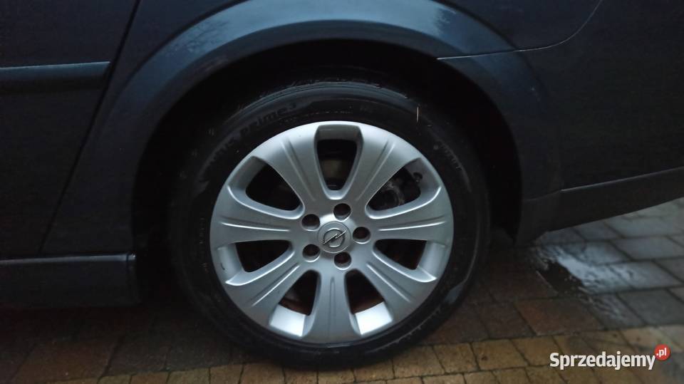 Opel Vectra C Kombi 2008 18 140 GAZ Rok produkcji 2008