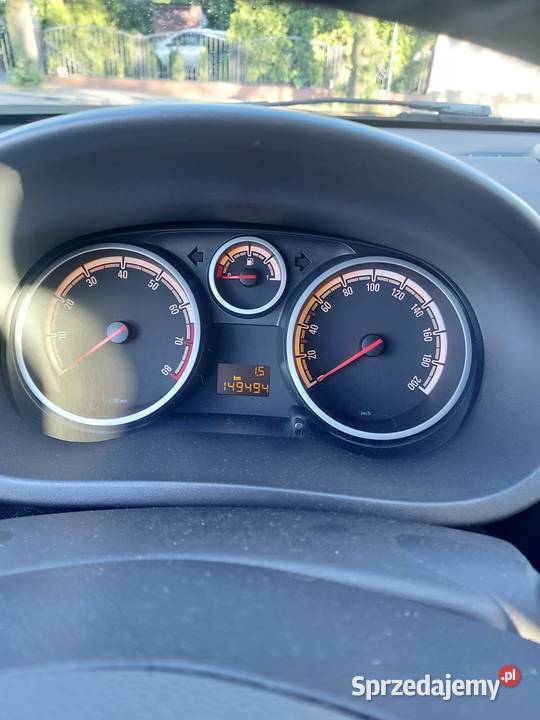 Sprzedam Opel Corsa D lift 2012 stan Zarejestrowany w Polsce Jaworzno