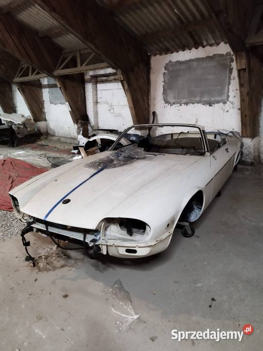 Jaguar xjs w całości na części do odbudowy 300KM Konstancin-Jeziorna