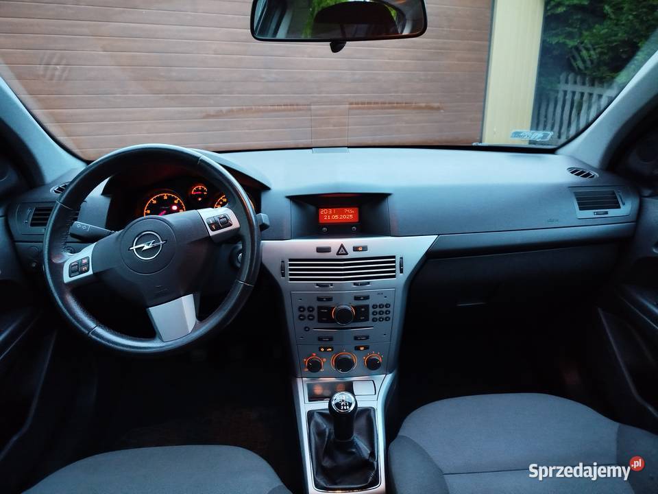 Opel Astra H 2011 17 CDTI ECOTEC 110 Tychy sprzedam