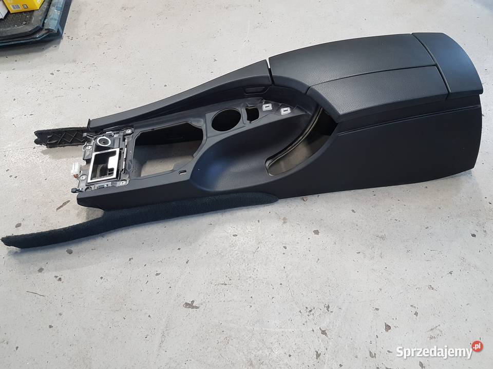 BMW 5 E60 E61 PODLOKIETNIK TUNEL SCHOWEK KRATKA podłokietniki Turek