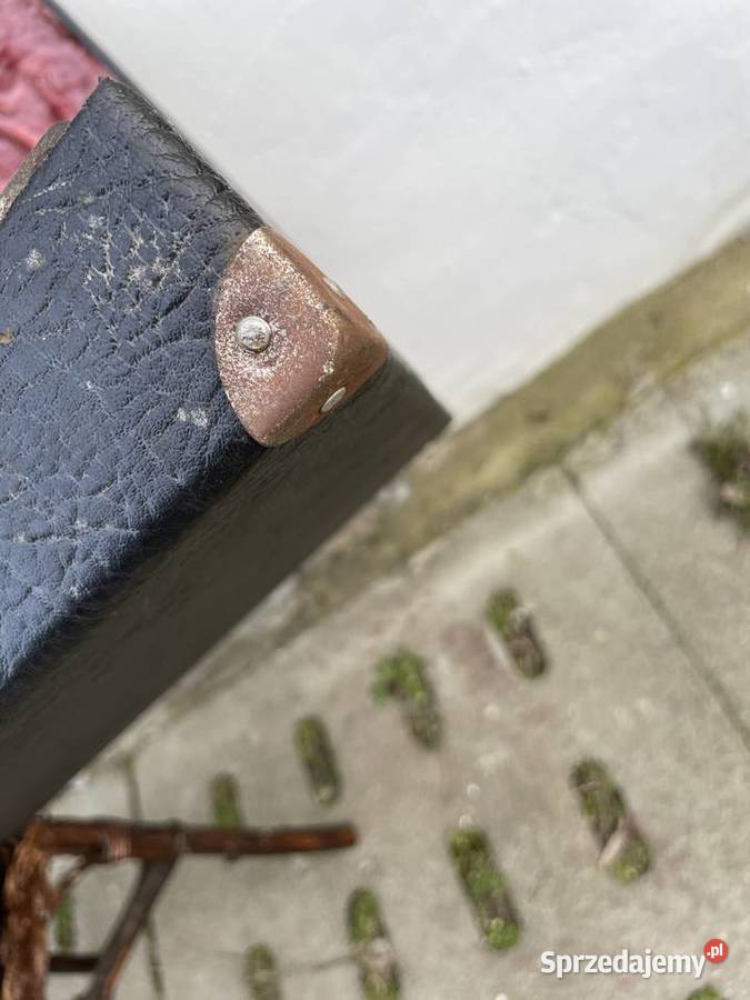 stary futerał na instrument Pruszcz Gdański