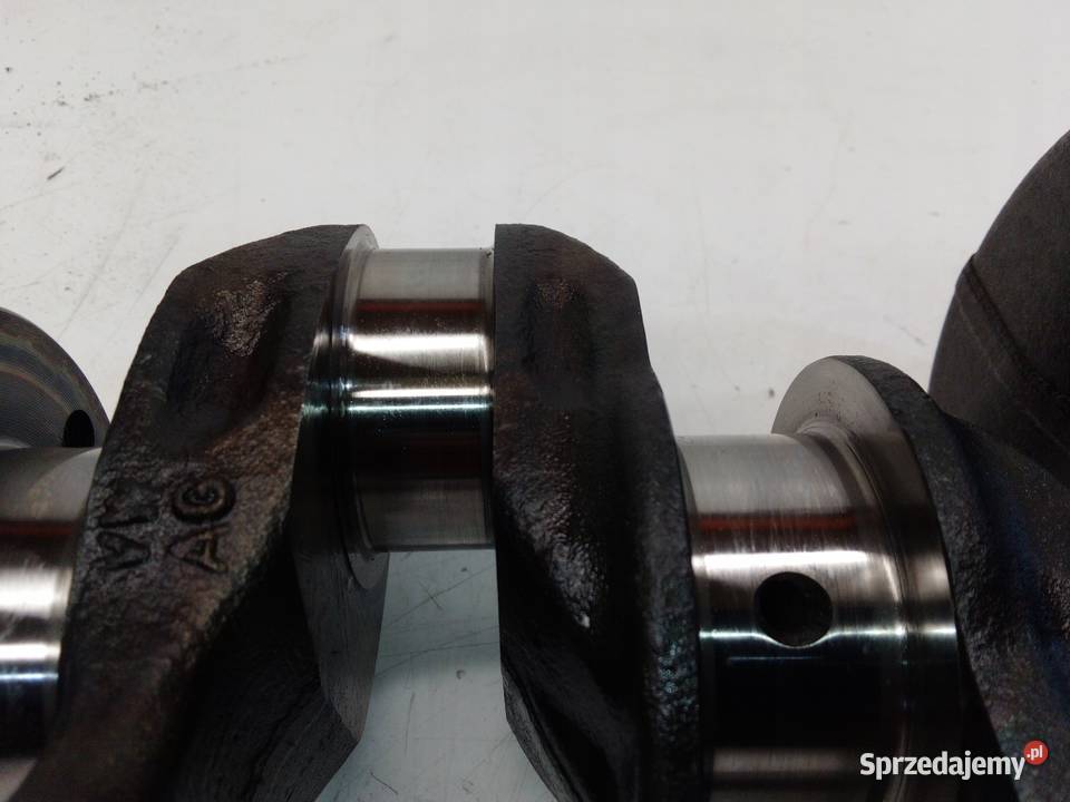 WAŁ KORBOWY AUDI VW SEAT SKODA 14 TFSI 04EB CMB osobowe Blok silnika