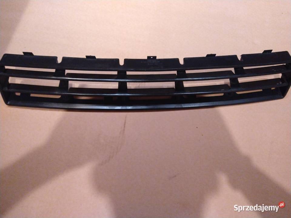 Kratka zderzaka przedniego VW Golf 4 1J0 853 677 Karoseria Radziszów
