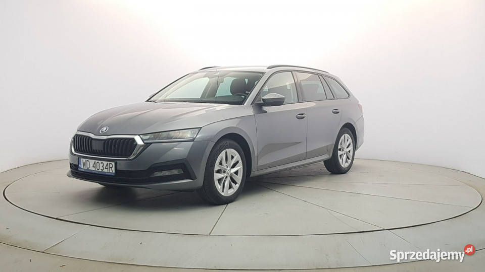 koda Octavia 20 TDI Ambition Z Polskiego Salonu światła do jazdy dziennej Warszawa