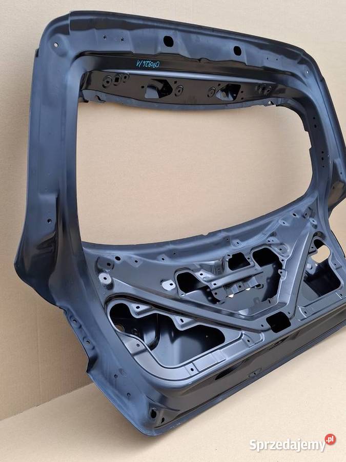 MITSUBISHI ASX KLAPA BAGAŻNIKA TYŁ TYLNA SCS1 Bieleń