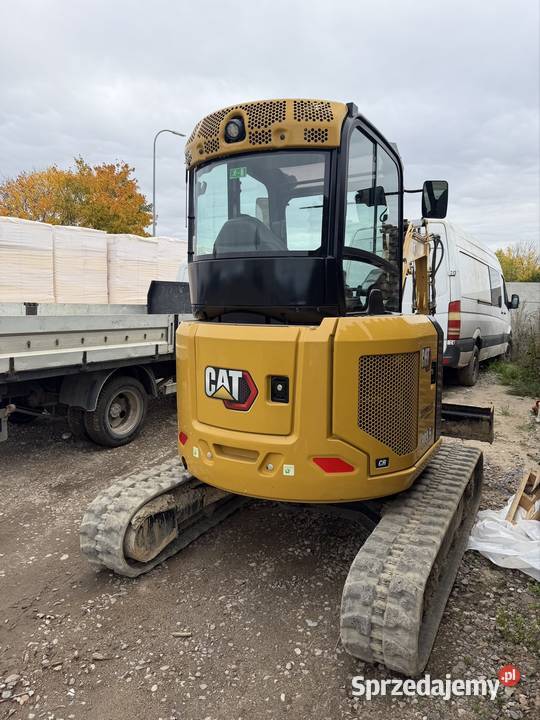 Koparka CAT 3035CR Gąsiennice Nowa Karczma