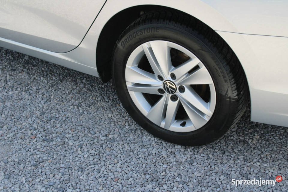 Volkswagen Golf LIFE Asystent Salon Polska srebrny