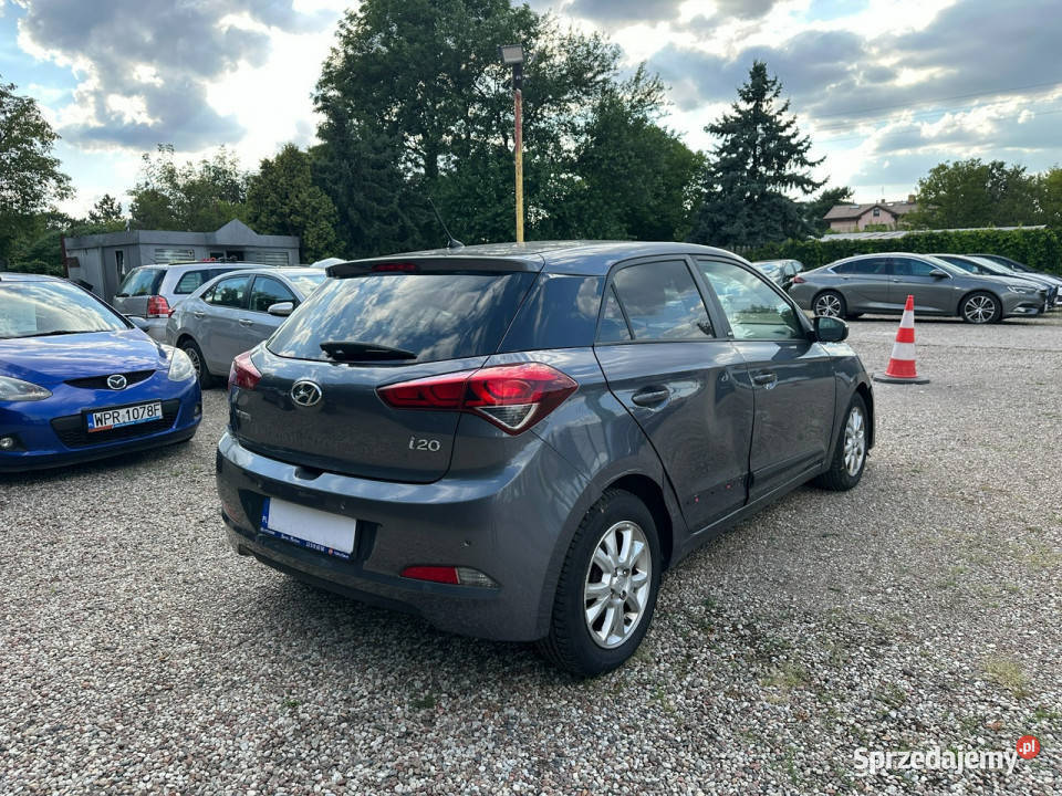 Hyundai i20 Salon PolskaBogata wersjaOdpala 84KM Warszawa sprzedam
