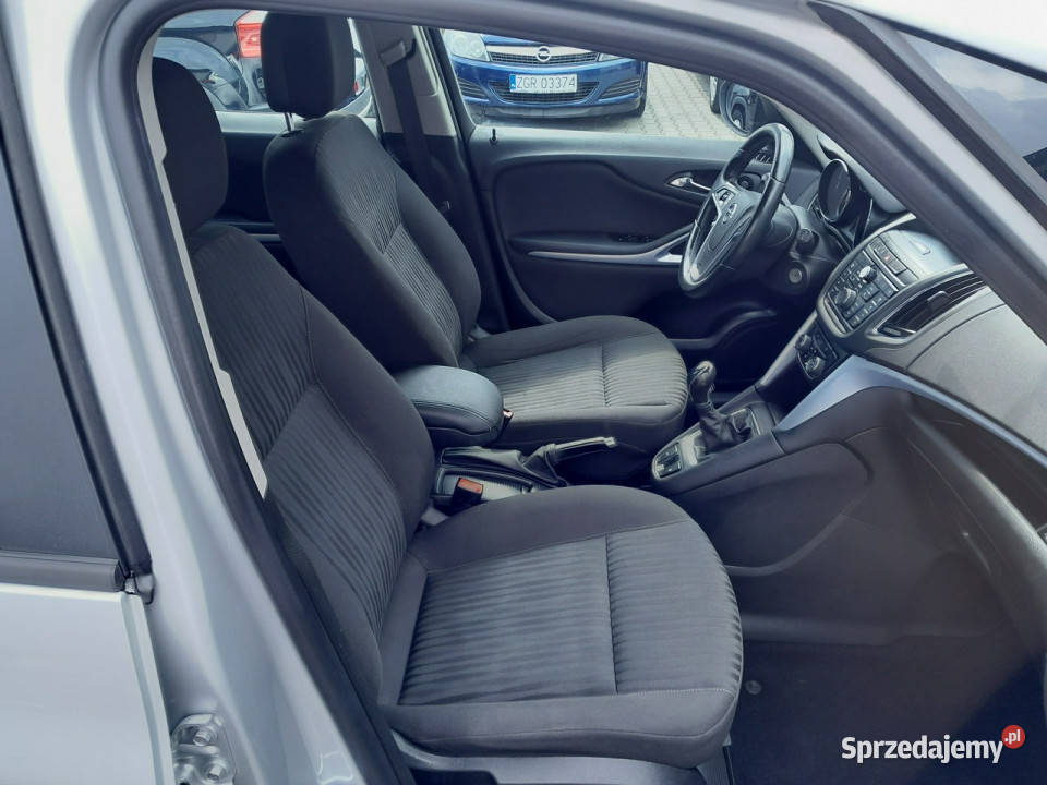 Opel Zafira 14i TURBO 7 osób stan C 2011 srebrny zachodniopomorskie
