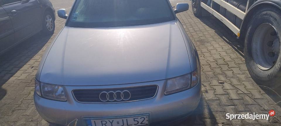 Sprzedam samochód marki audi a318l z 1998 roku 273694km Zajezierze