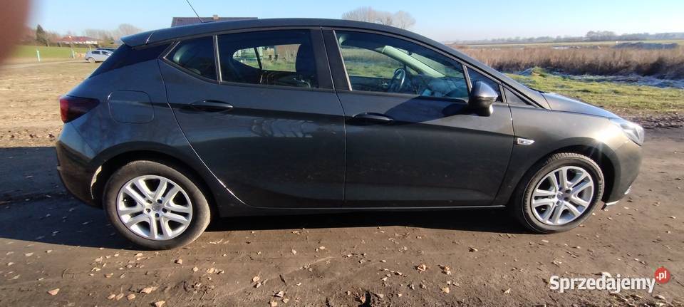 Opel Astra K stan Jeden właściciel nowości Rok produkcji 2016 Rydzyna