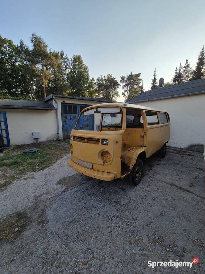 Volkswagen Transporter T2b VW ogórek westfalia Warszawa