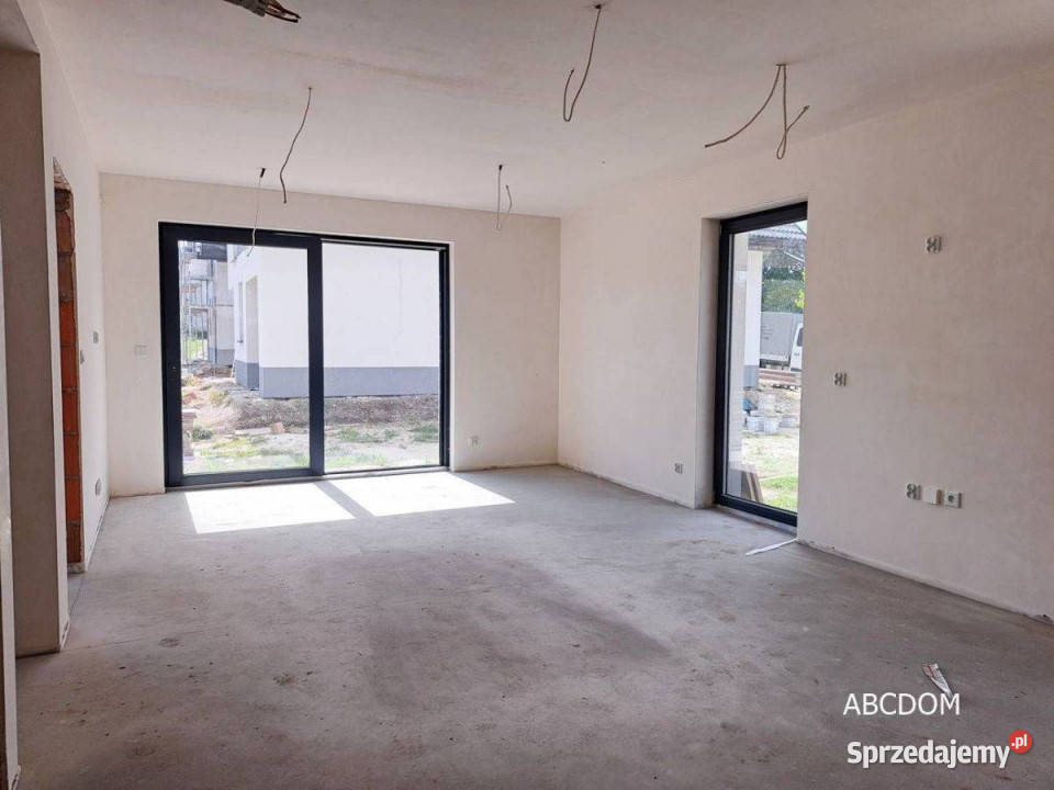 Nowoczesne domygaraż5 pokoidziałki 470m2 sprzedam