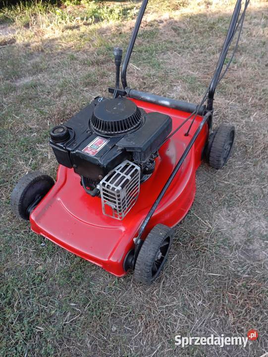 Kosiarka spalinowa z napędem