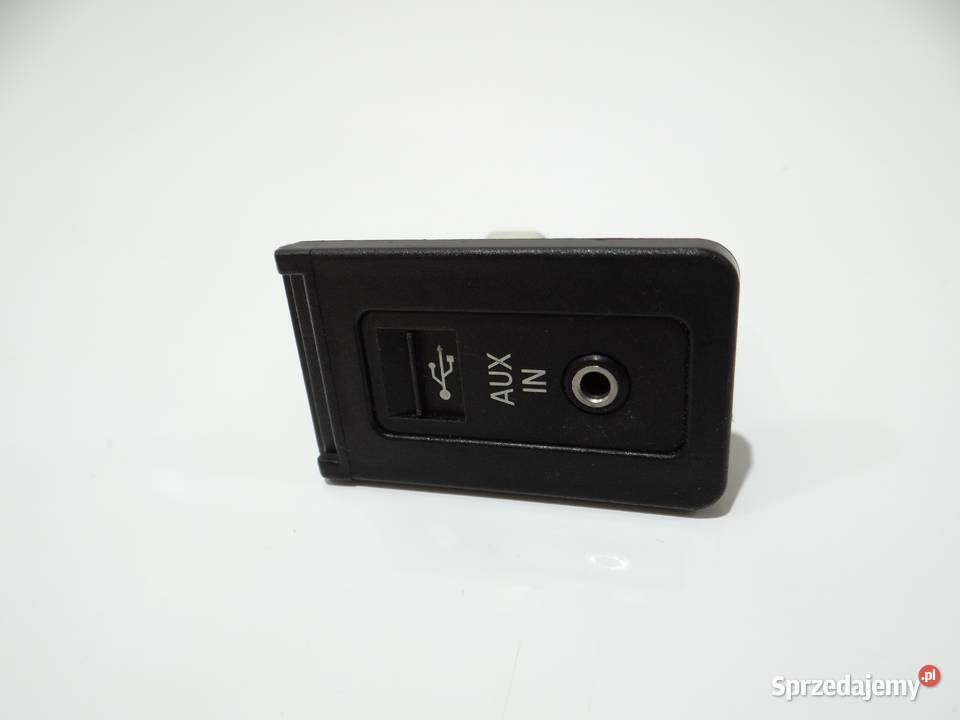 GNIAZDO ZŁĄCZE AUX USB BMW E60 E61 LCI OE Strzyżewice sprzedam
