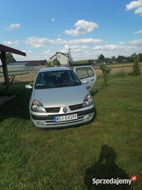 Renault Clio 12 16 v Rok produkcji 2002