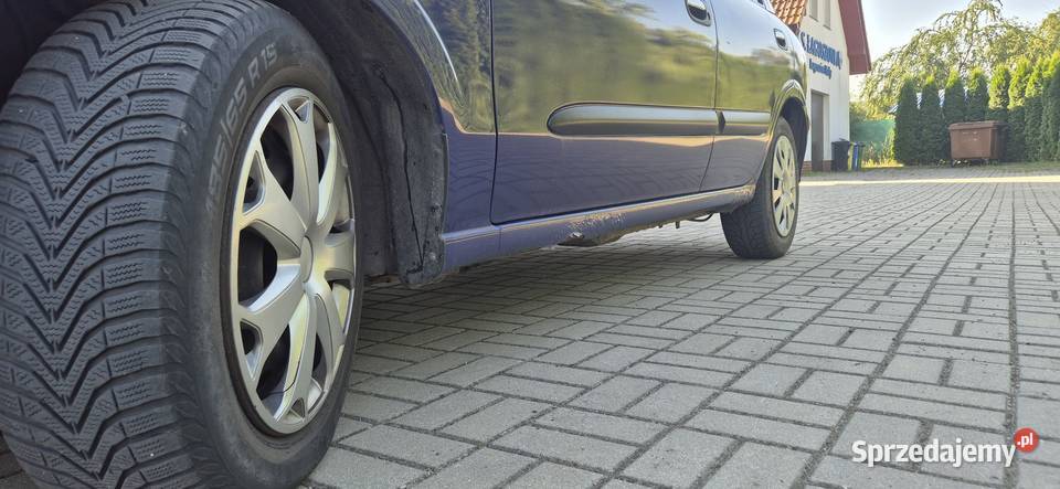 NISSAN ALMERA HATCHBACK 1500 BENZYNAGAZ Almera Głogów sprzedam