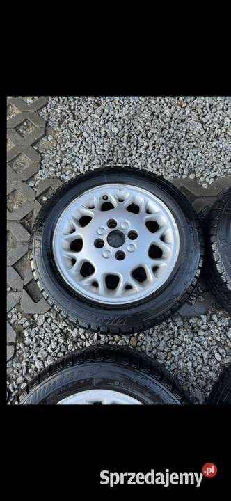 Felgi Volvo 4x1143 Opony 1956515 V40 S40 Nissan Krępiec