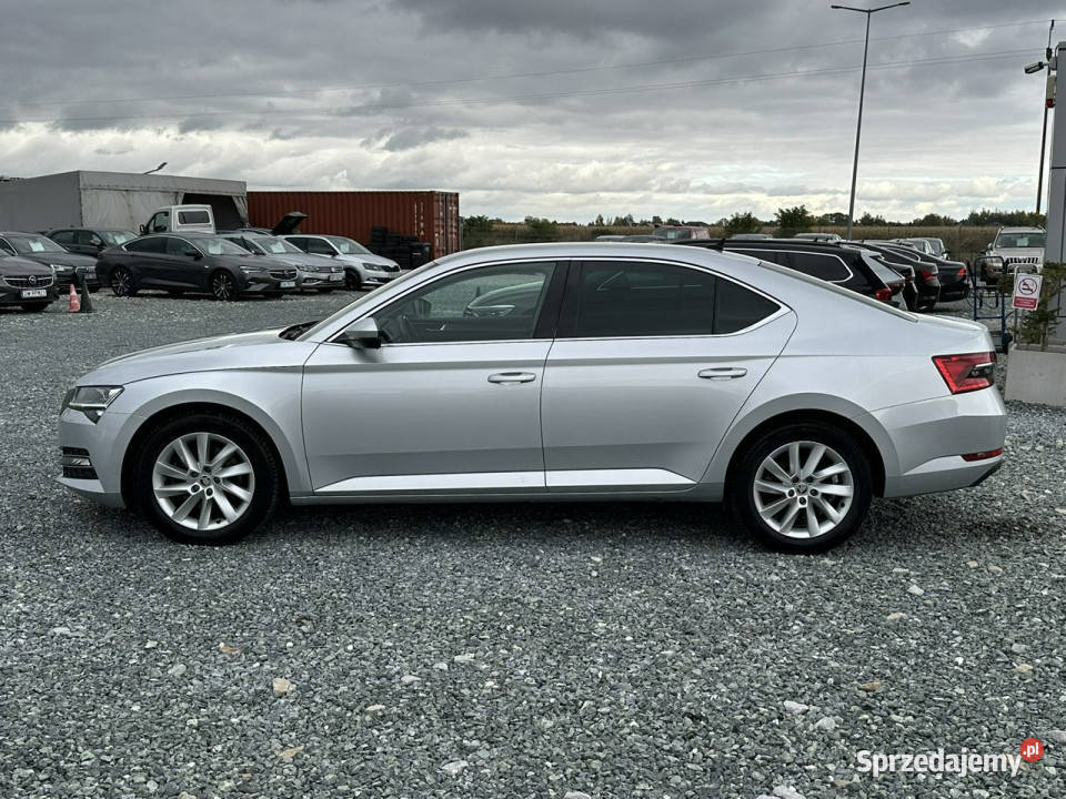 koda Superb 20 TDI 150 DSG Style 2021 Salon FV23 4/5 Wojkowice