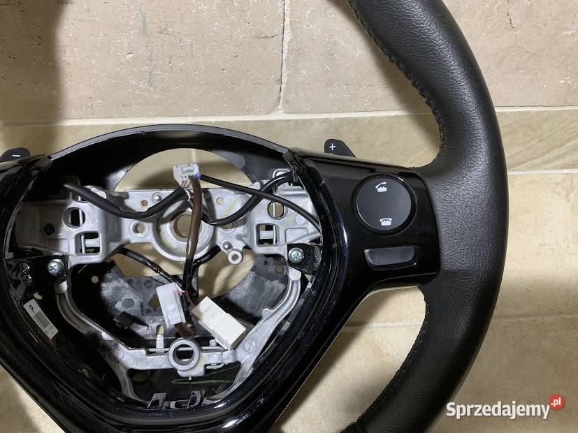 Kierownica skóra łopatki PEUGEOT 108 CITROEN C1 Kierownice