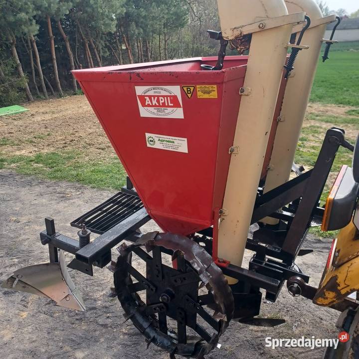 Sadzarka do ziemniaków nieuszkodzony lubelskie Piaski