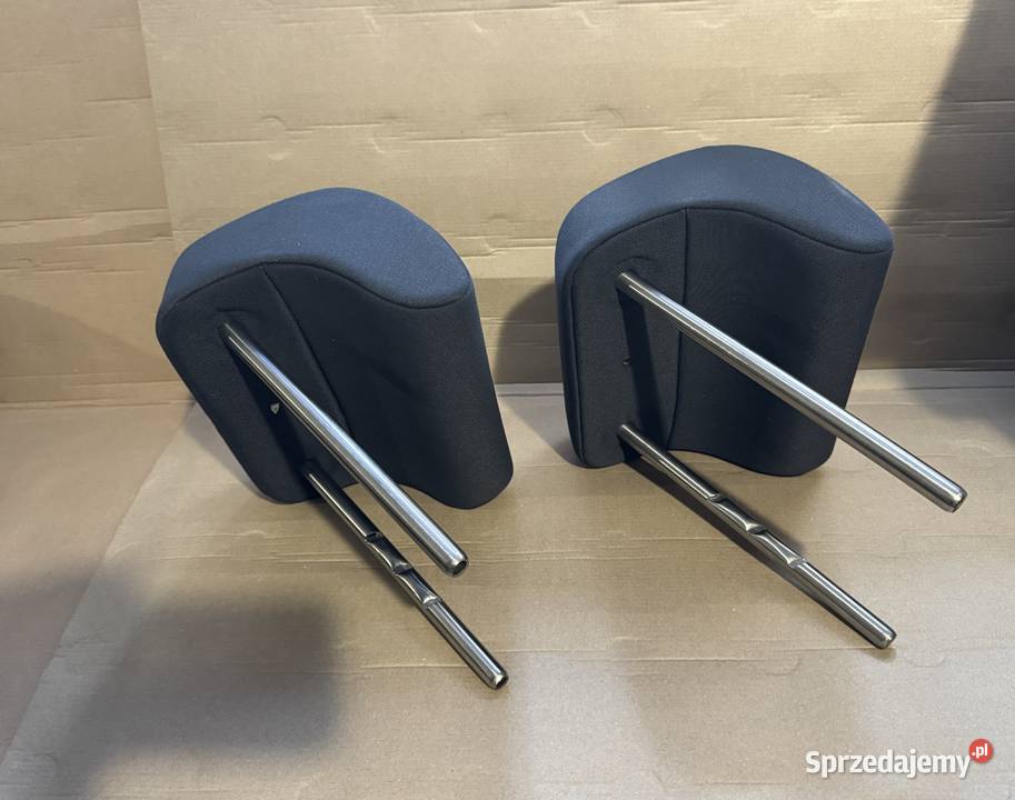Zagłówki 2 Skoda Octavia II tylna kanapa wielkopolskie Poznań