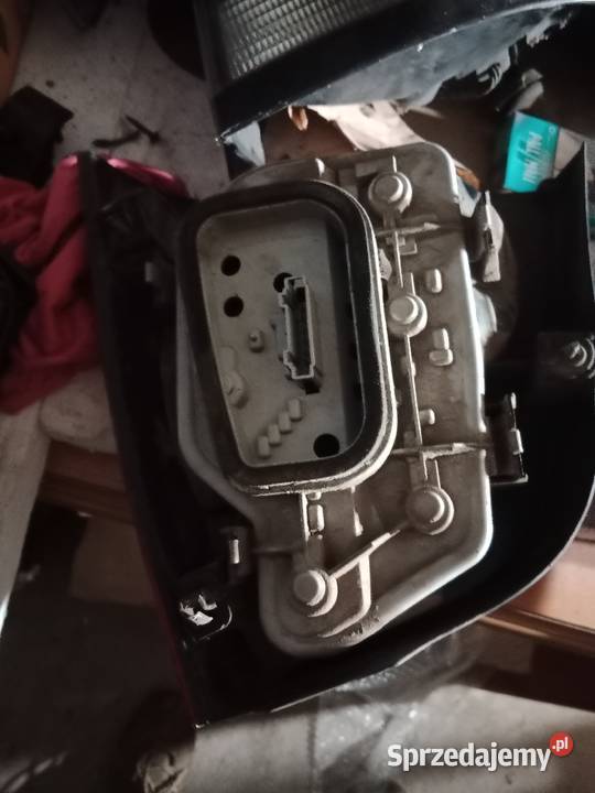 Sprzedam lampy tylne VW polo 9n
