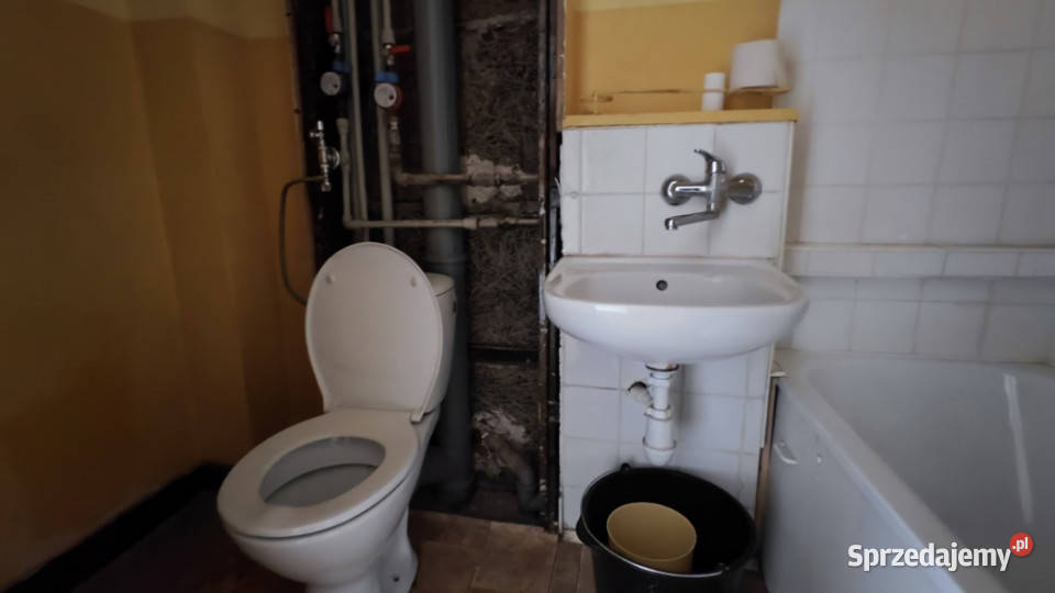 2pokojowe mieszkanie z balkonem obok metra w Warszawa