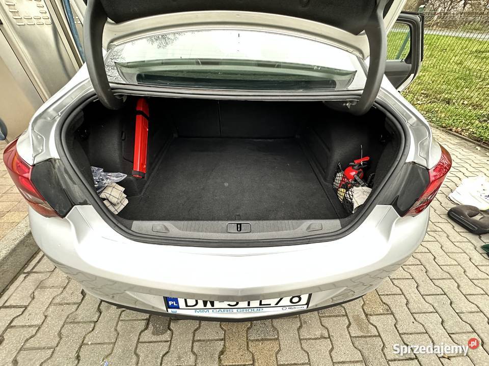 Opel Astra J 2018 Sedan 14 LPG ekonomiczny Lubań sprzedam