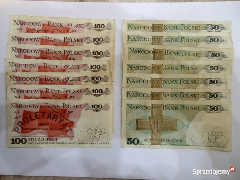 Dwadzieścia cztery polskie banknoty Bukowo