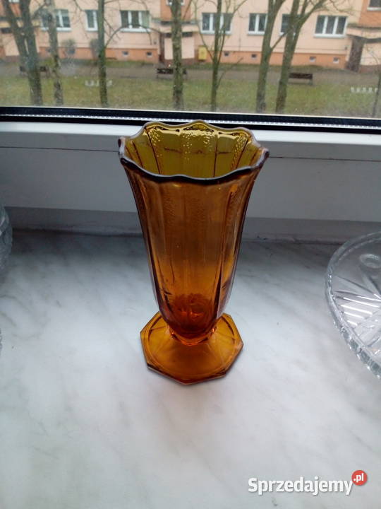 Wazonik bursztynowy Ząbkowice Choszczno