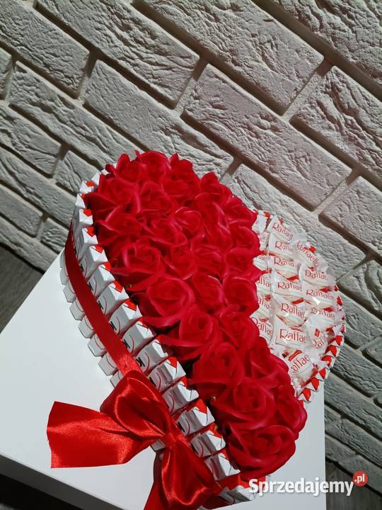Box Kinder serce z róż mydlanych i Rafaello wielkopolskie Ratyń