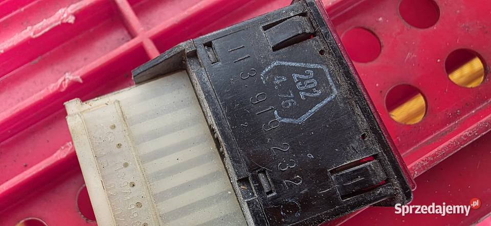 VW 1303 kontrolka pasów i hamulca oryginał z