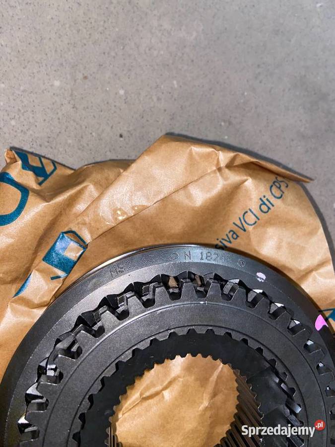 47126058 Synchronizator Maxxum MXU Steyr 6125 Części zamienne Warszawa