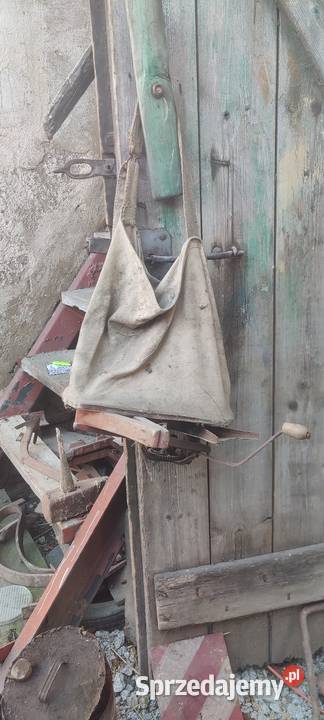 Siewnik nasion nawozu na plecy ręczny nieuszkodzony dolnośląskie Świdnica