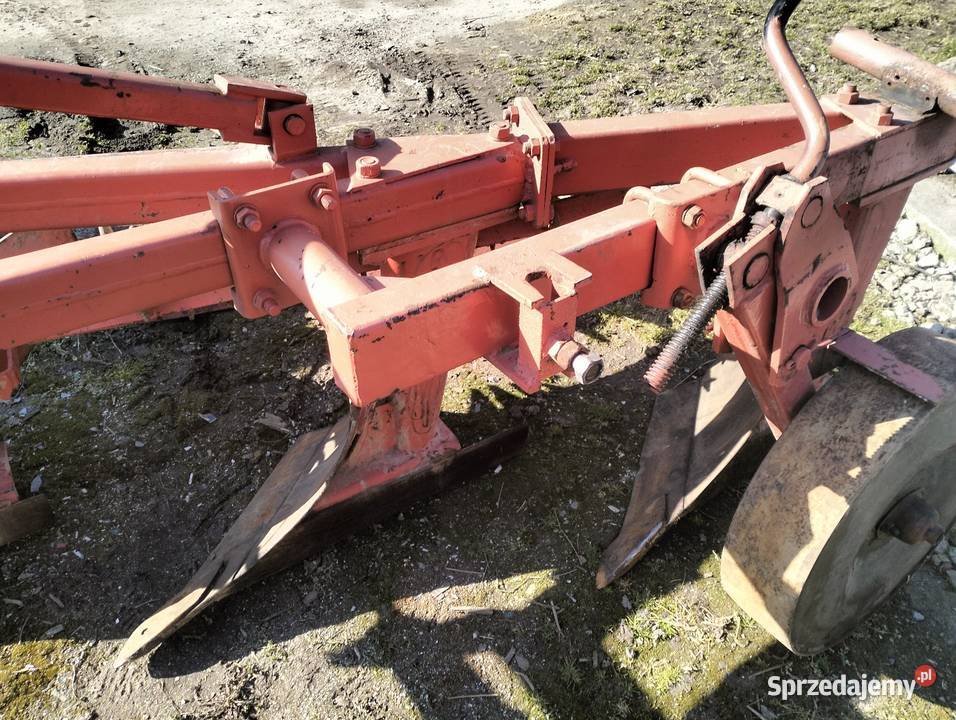 Sprzedam pług 3skibowy Czechy