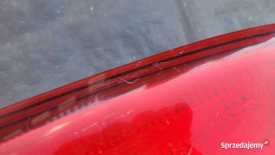 HYUNDAI I30 III HB 5D LAMPA LEWA TYLNA W KLAPE Ruda Śląska