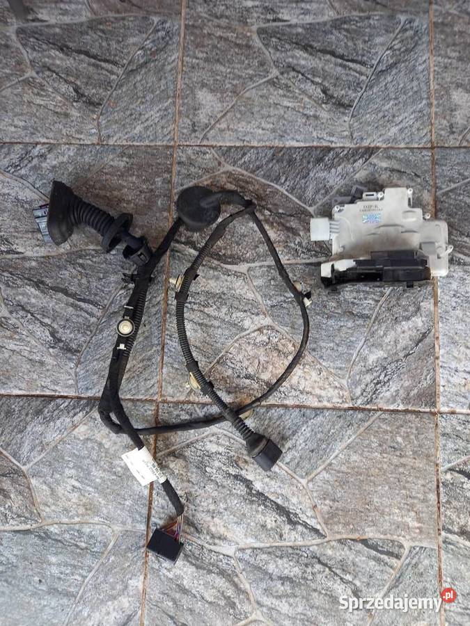 Zamek drzwi audi a3 8p Pszów