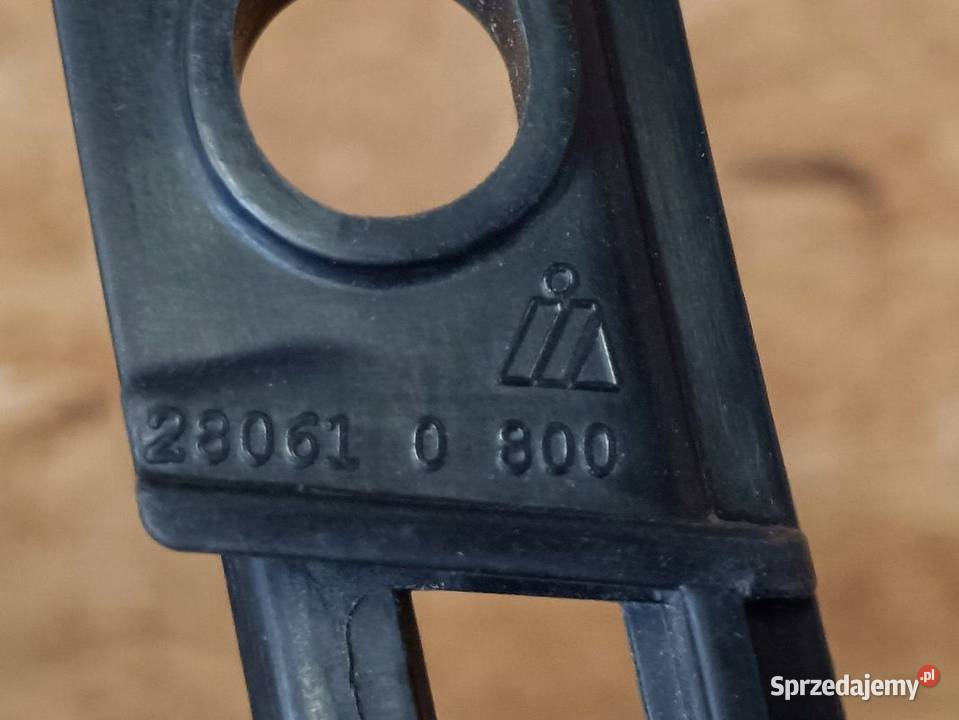 MERCEDES W176 ŚLIZG ZDERZAKA PRAWY TYŁ Pozostałe Pleszew