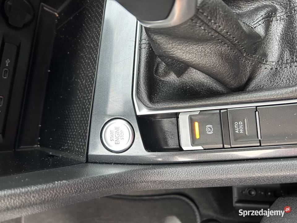 VW Tiguan bezwypadekl przebzaledwie 6 benzyna mazowieckie Nadarzyn sprzedam
