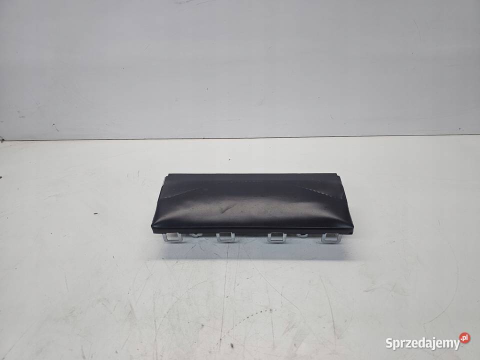 PODUSZKA KOLANOWA AUDI A3 8V 8V2880841C Przystajń