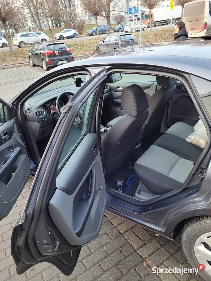 Ford Focus MK2 2011 krajowy bezwypadkowy zadbany welurowa tapicerka