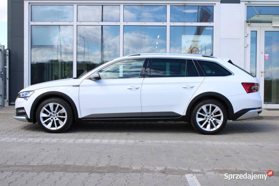 Skoda Superb 2023r LED AC 3 strefy Pakiet Zima pomorskie