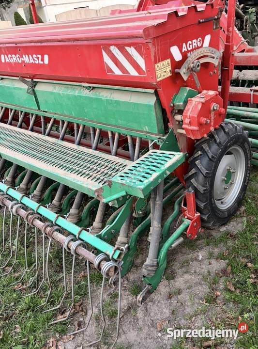 Siewnik Agromasz SR300 nieuszkodzony Sienno