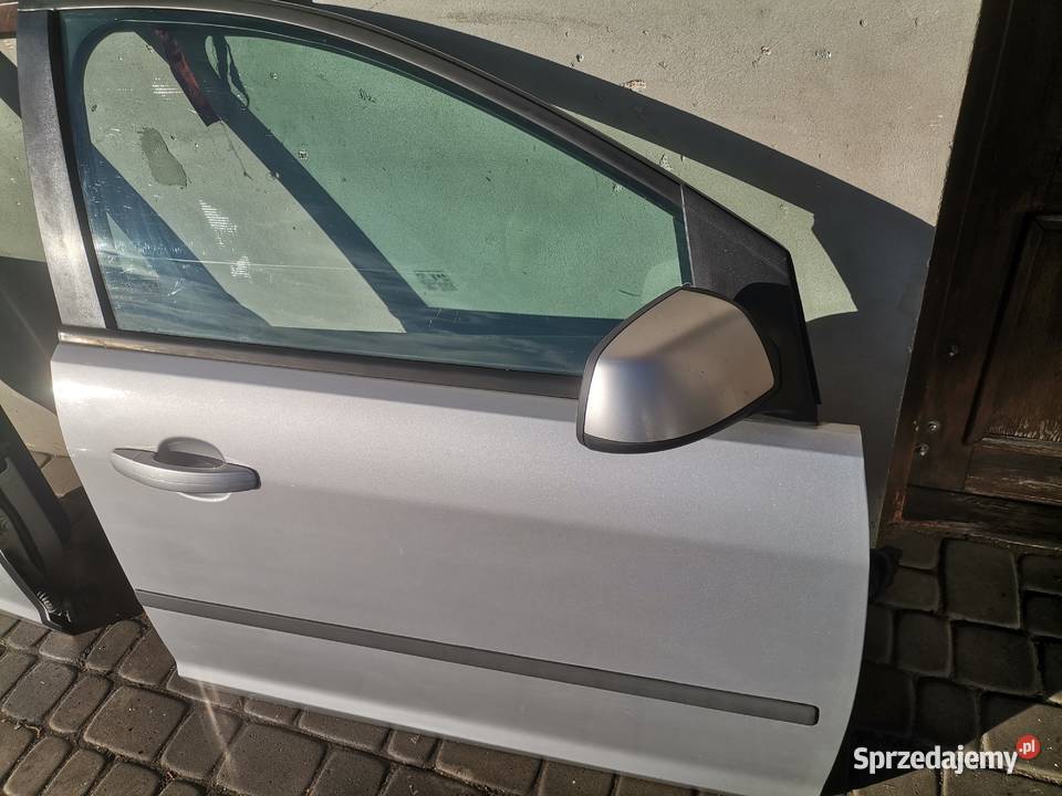 FORD FOCUS MK2 5DHB DRZWI PRAWY PRZÓD KOLOR O3 Nowy Sącz